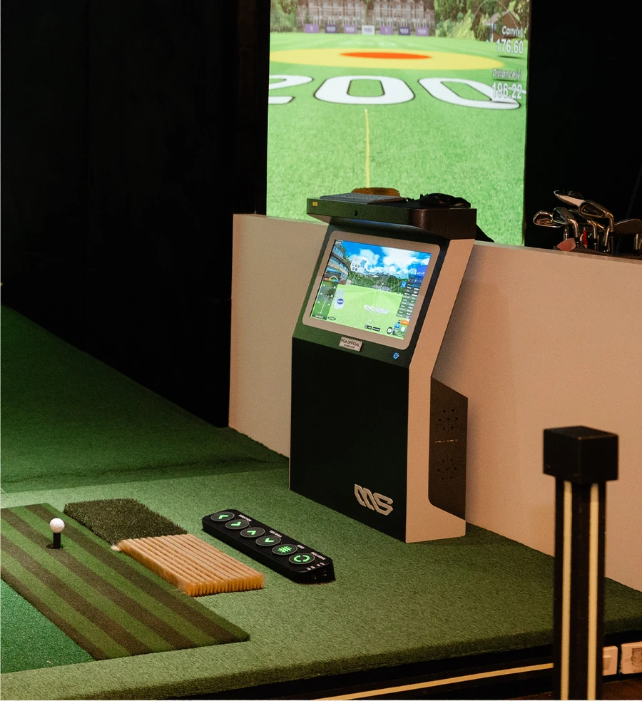 A ParTee simulator bay